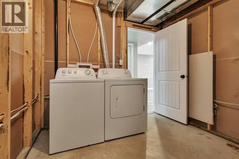 4431 54 Street — photo 34 of 40