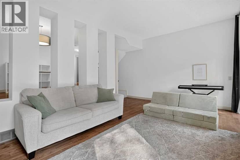 571 Point Mckay Grove NW, Calgary, photo 6
