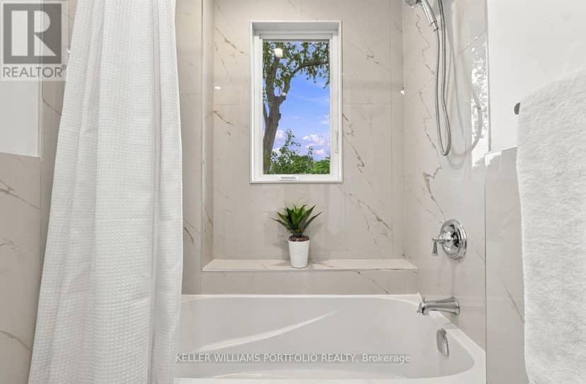 179 Oakcrest Avenue — photo 20 of 31