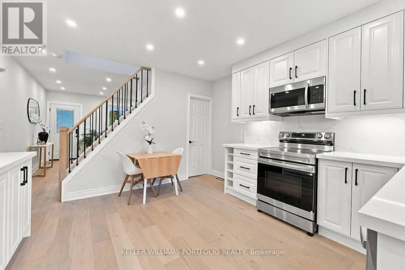 179 Oakcrest Avenue, Toronto, photo 8