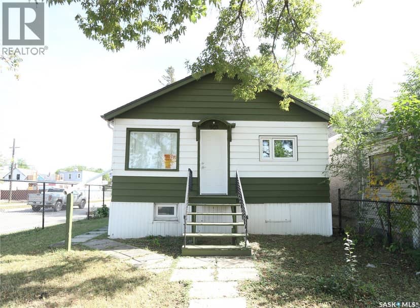 903 Robinson STREET — photo 1 of 40