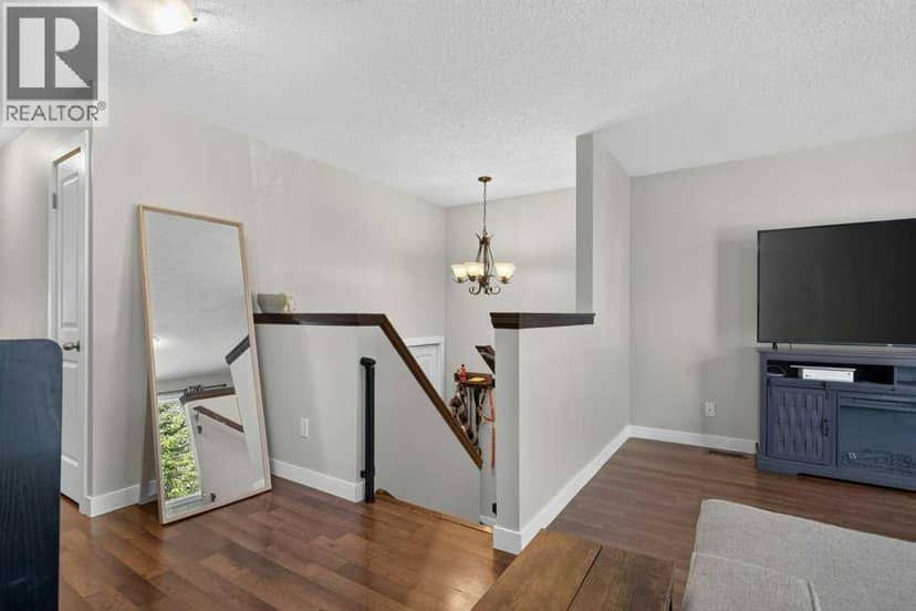 20 McKinley Road SE, Calgary, photo 4