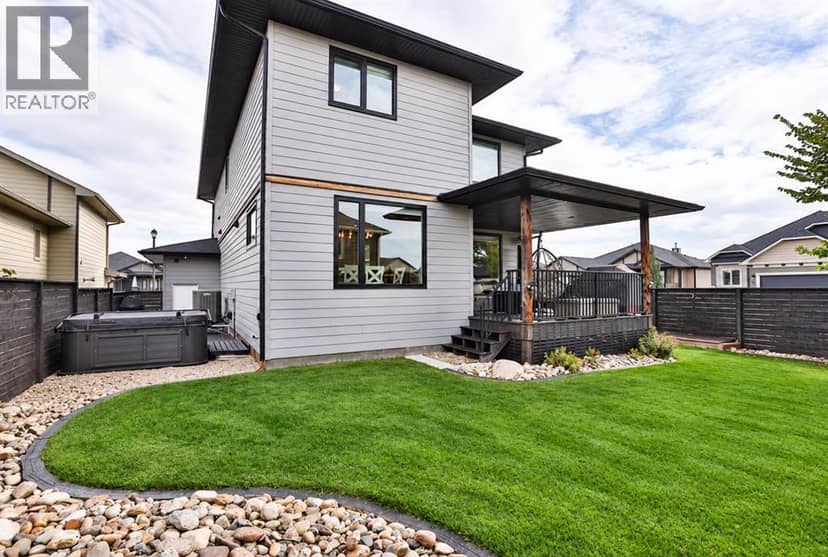 220 Canyon Estates Way W, Lethbridge, photo 2