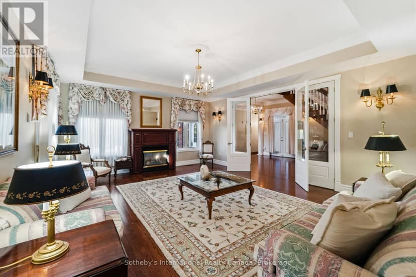 53 Peter Street — photo 19 of 40