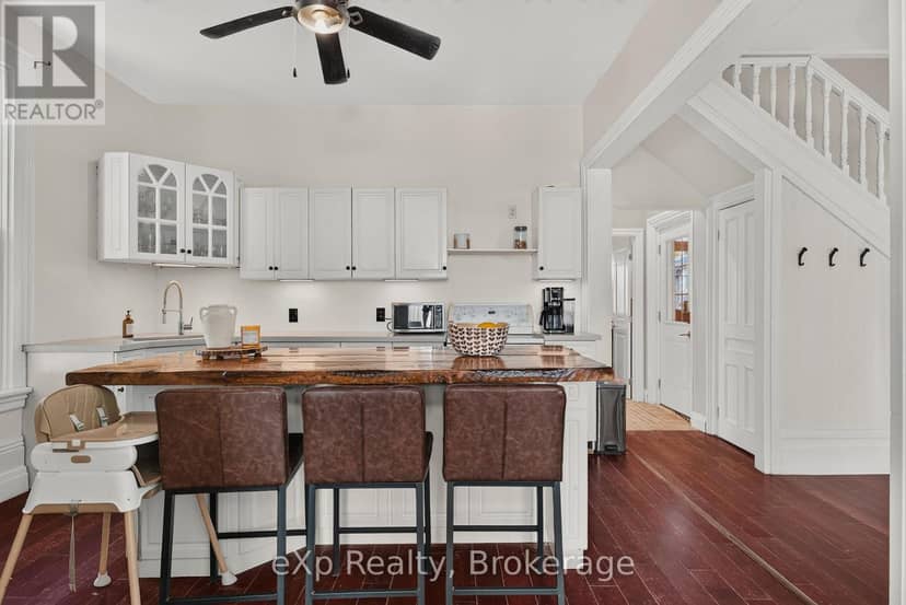 35 Toronto Road, Grey Highlands, photo 7
