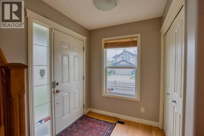 1028 Kincora Drive NW, Calgary, photo 3