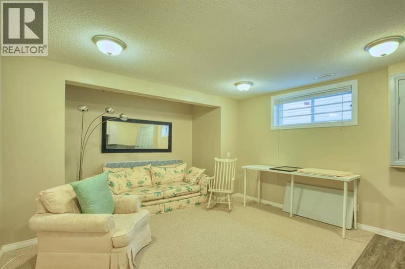 1028 Kincora Drive NW — photo 31 of 40