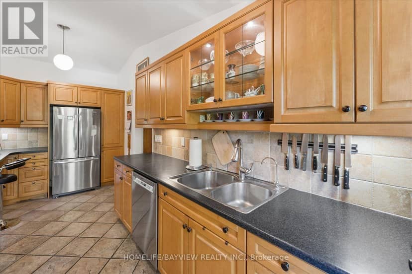 24 Ravenscroft Circle — photo 13 of 40