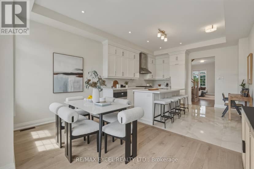 4205 Major Mackenzie Drive E — photo 14 of 40