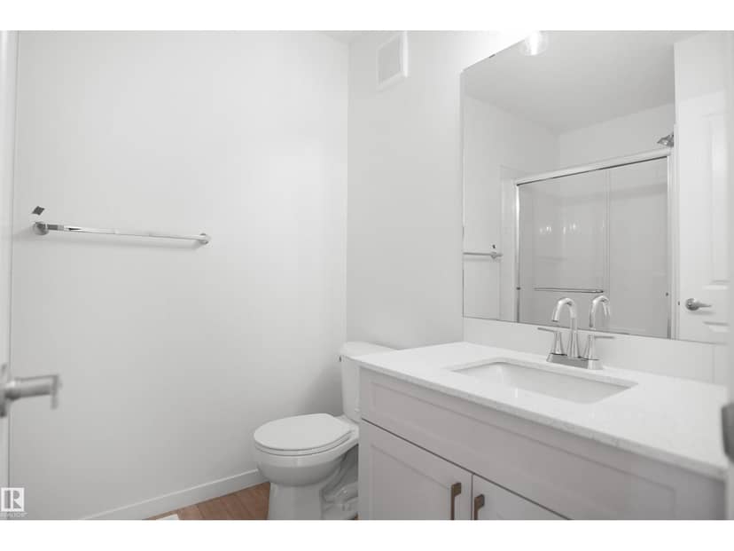 21006 24 AV NW — photo 19 of 26