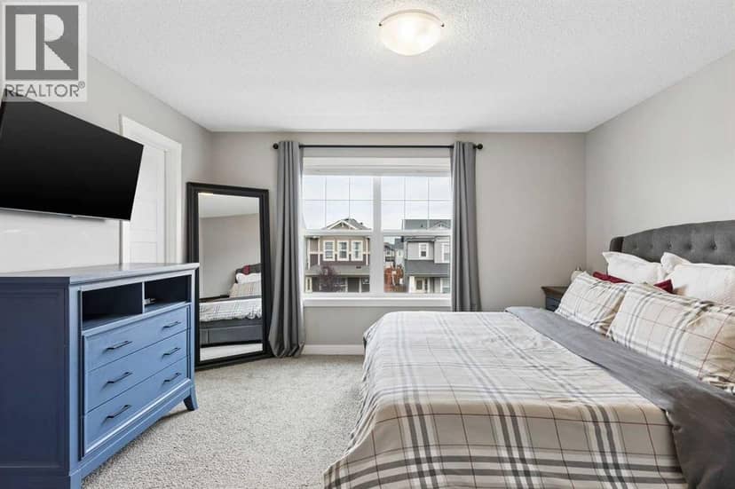 86 Hillcrest Close SW — photo 21 of 40