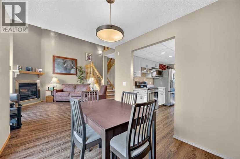 749 Sandringham Place NW — photo 12 of 40