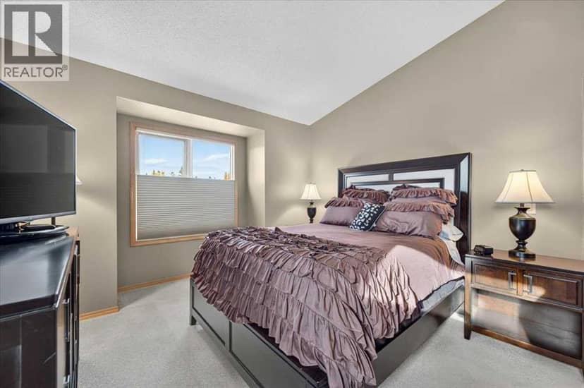 749 Sandringham Place NW — photo 26 of 40