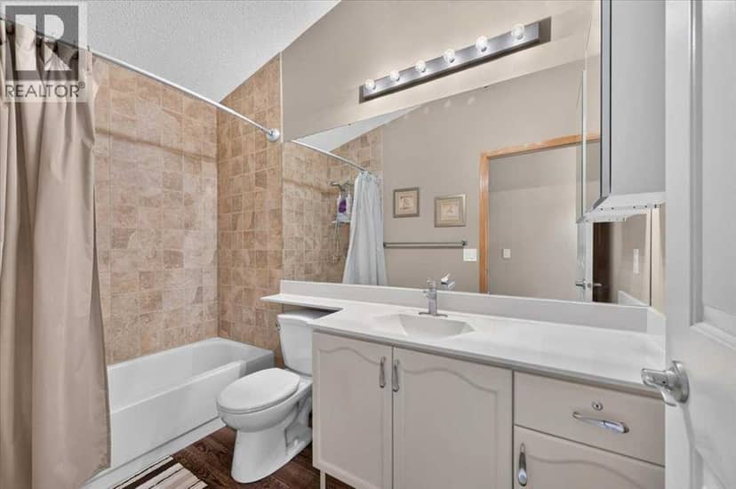 749 Sandringham Place NW — photo 29 of 40