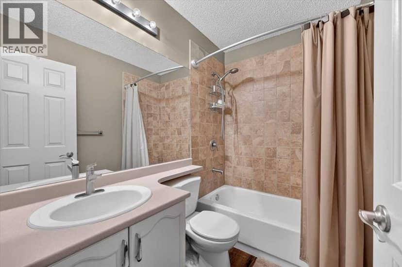 749 Sandringham Place NW — photo 32 of 40