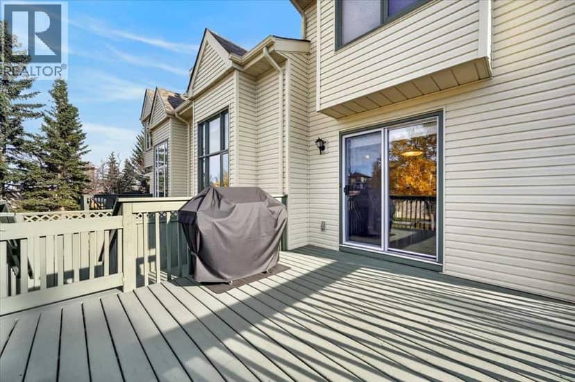 749 Sandringham Place NW — photo 34 of 40