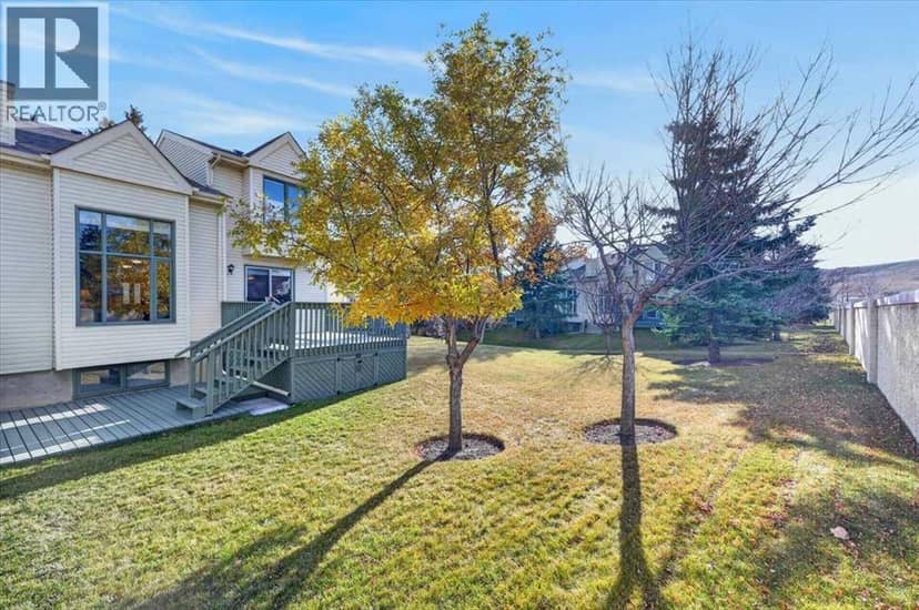 749 Sandringham Place NW — photo 38 of 40