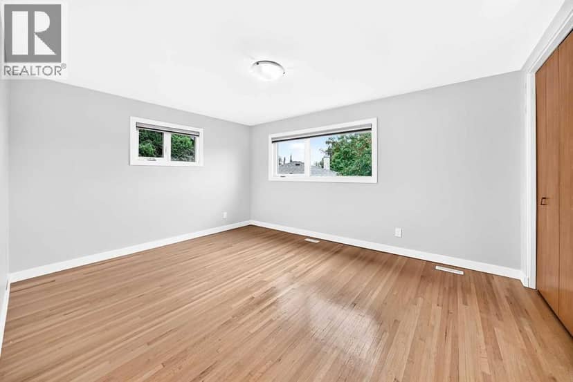 173 Cornwallis Drive NW — photo 20 of 40