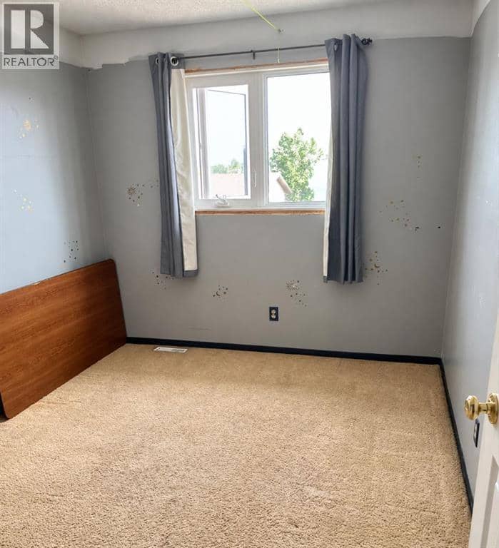 41 Templeson Crescent NE — photo 25 of 40