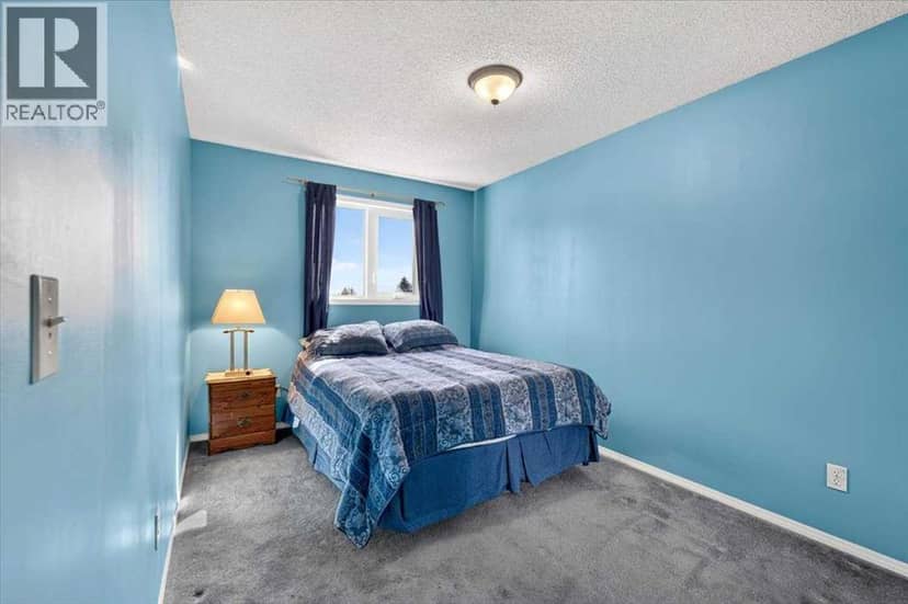 41 Templeson Crescent NE — photo 23 of 40