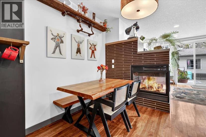 2117 15 Street SW — photo 13 of 40