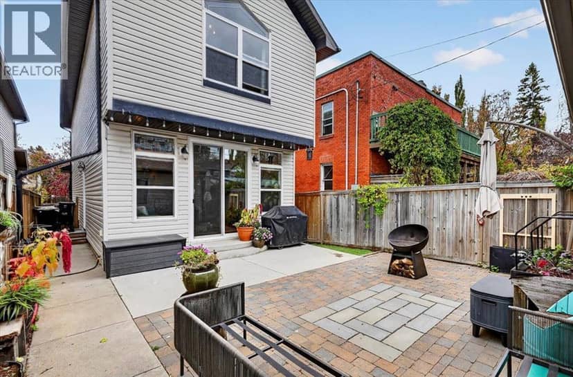 2117 15 Street SW — photo 37 of 40