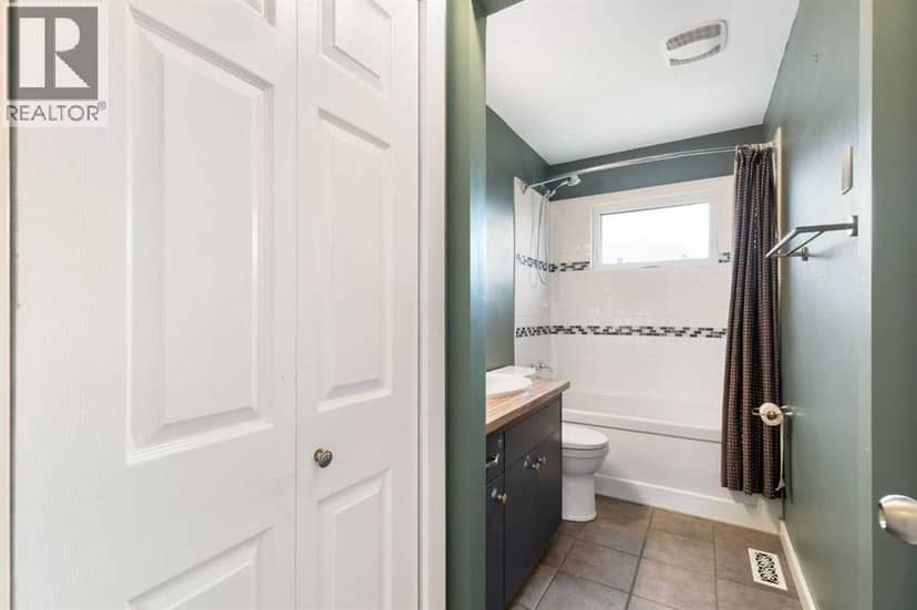 103 Franklin Drive SE — photo 28 of 40