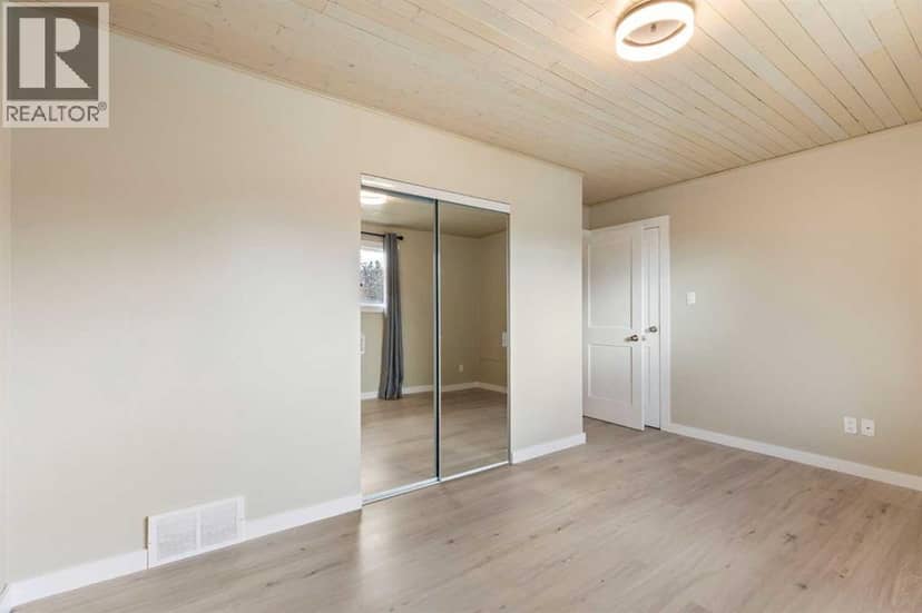 103 Franklin Drive SE — photo 21 of 40