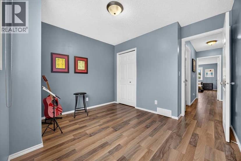 113 Canoe Square SW — photo 29 of 38