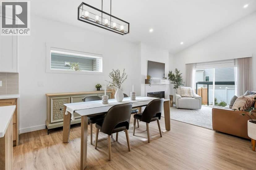 13 Bayview Mews SW, Airdrie, photo 8