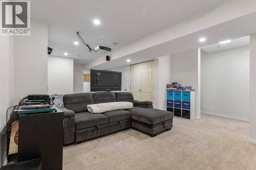 124 South Point Court SW — photo 29 of 40