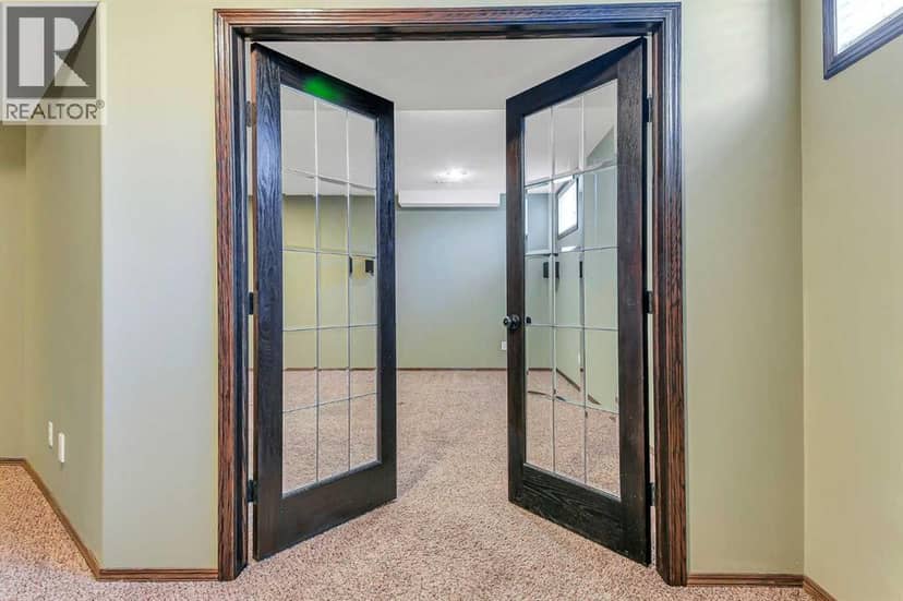 61 Lanterman Close — photo 33 of 40