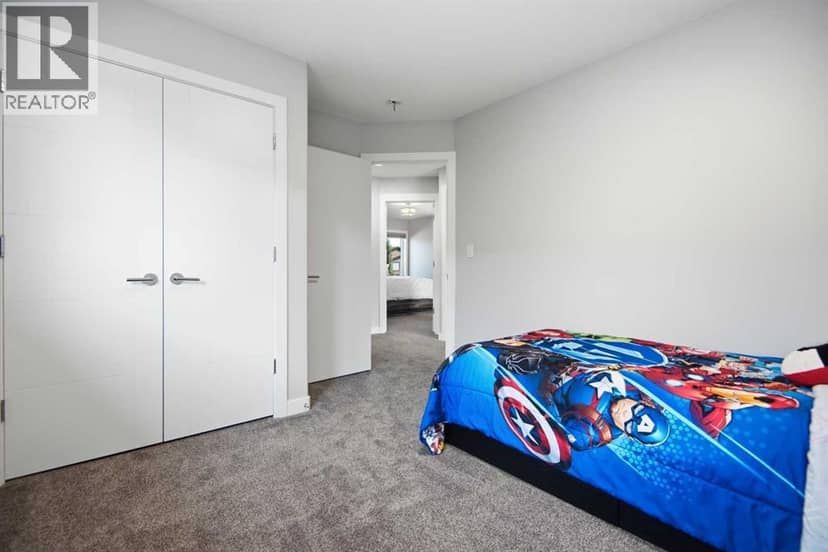 61 Lindman Avenue — photo 27 of 40