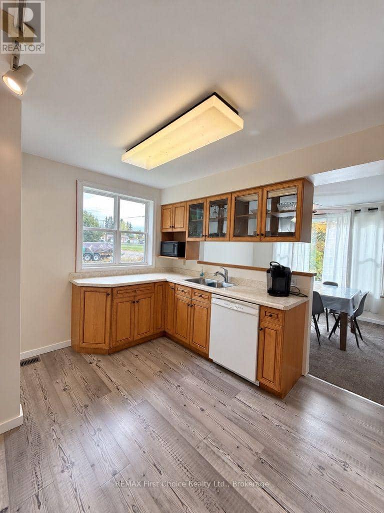 104 Park Street — photo 16 of 36