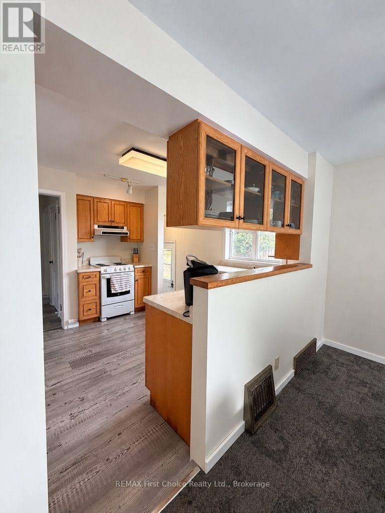 104 Park Street — photo 15 of 36