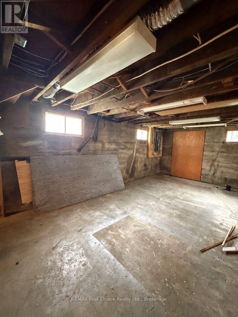 104 Park Street — photo 31 of 36