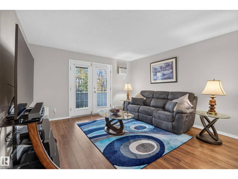 #303 45 Gervais Rd — photo 10 of 29