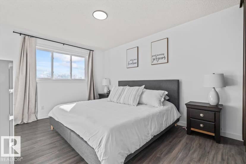 4310 39 AV — photo 38 of 40