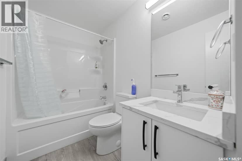 183 Mazurek CRESCENT — photo 27 of 40
