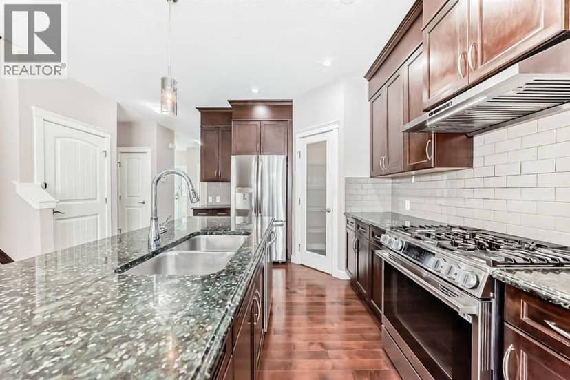 101 Redstone Drive NE — photo 15 of 40
