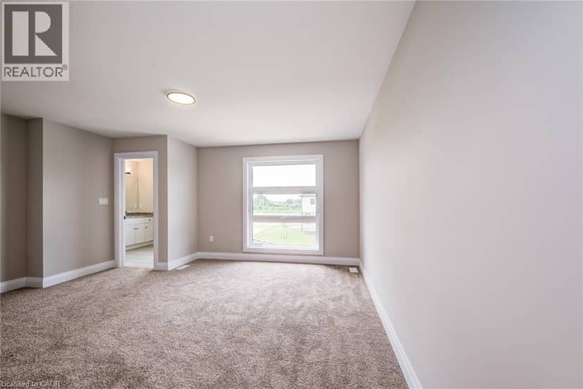 102 THACKERAY Way — photo 34 of 40