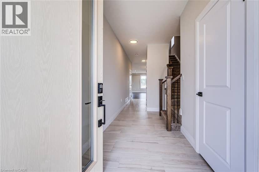 102 THACKERAY Way — photo 15 of 40