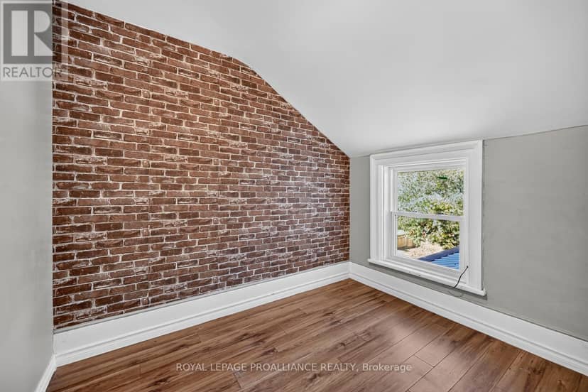 22 Abbott Street — photo 15 of 24