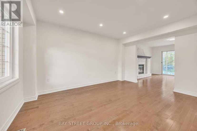 13 Irish Lane, Barrie, photo 5
