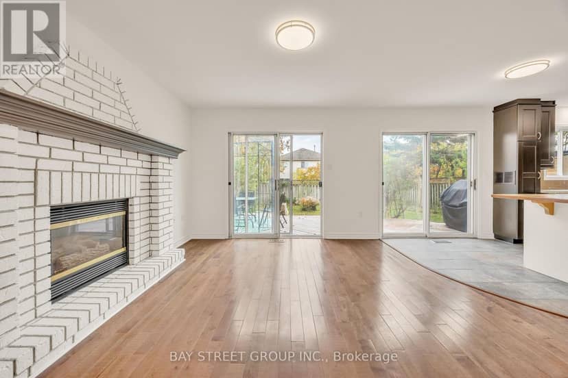 13 Irish Lane, Barrie, photo 7