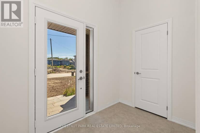 3004 Sandy Acres Avenue — photo 4 of 36