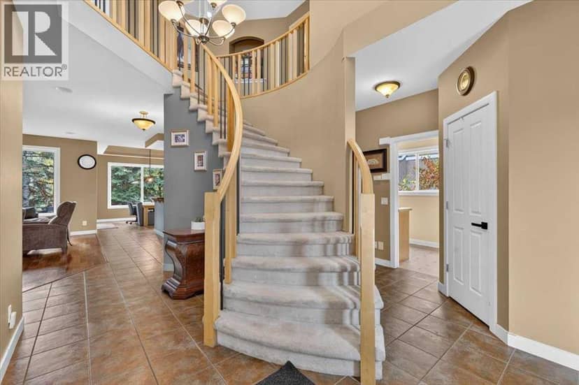 13 Heritage Lake Boulevard — photo 14 of 33
