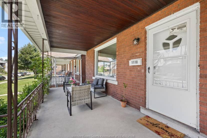 1118 Louis Avenue, Windsor, photo 2