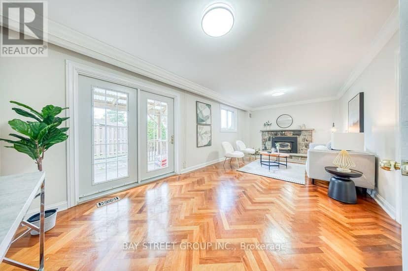 936 Scarborough Golf Clu Road — photo 18 of 39