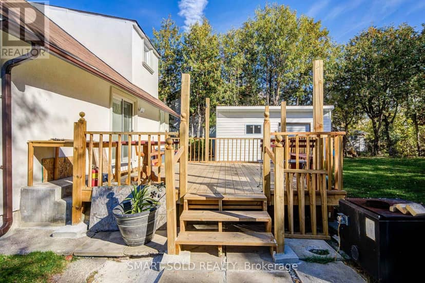 209 Pine Beach Drive — photo 37 of 40